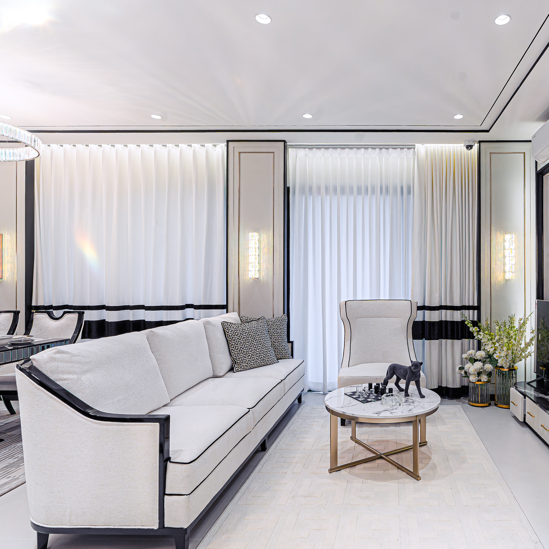 New Luxury Condo in Pattaya คอนโดหรูพัทยา ยินดีต้อนรับนัก ลงทุนคอนโด พัทยา